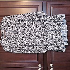 Zara Printed Mini Swing Dress 3/4-sleeve Tiered V-neck Size S 5216/251/064